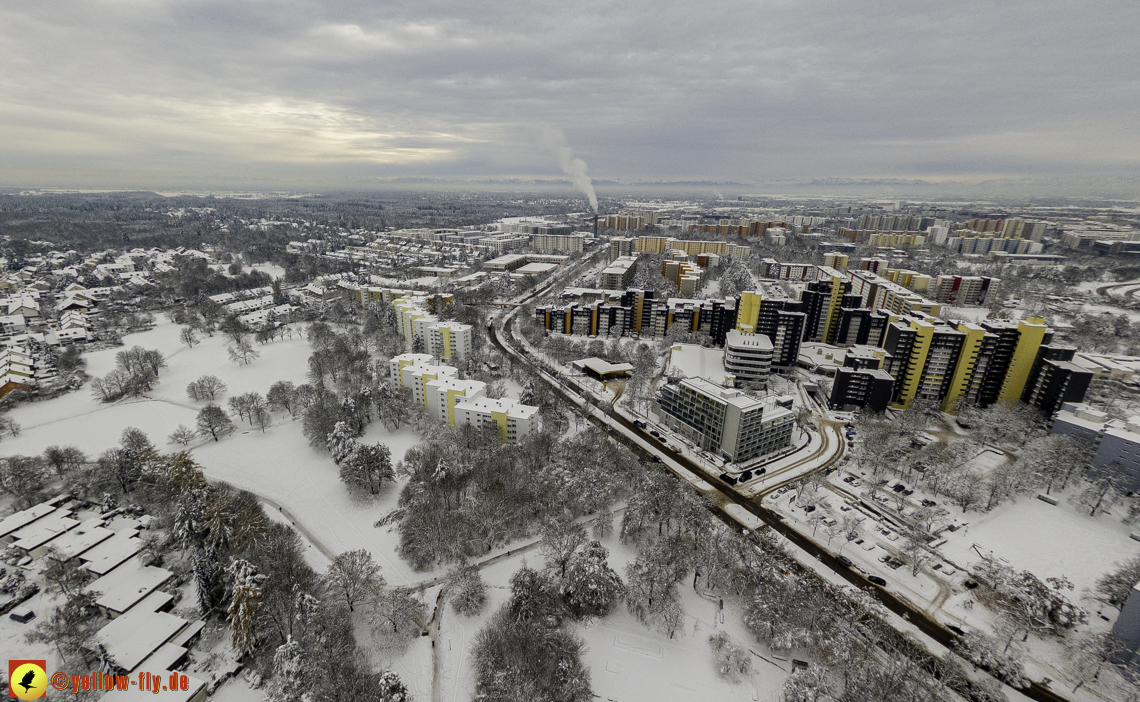 04.12.2021 - Karl-Marx-Ring und Marx-Zentrum in Neuperlach